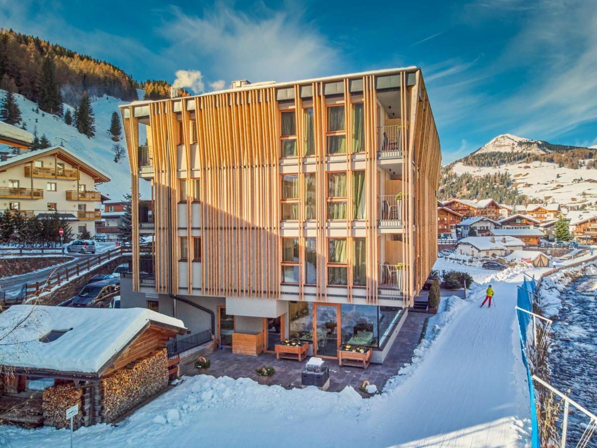 Mountain Design Hotel Edenselva ภายนอก รูปภาพ
