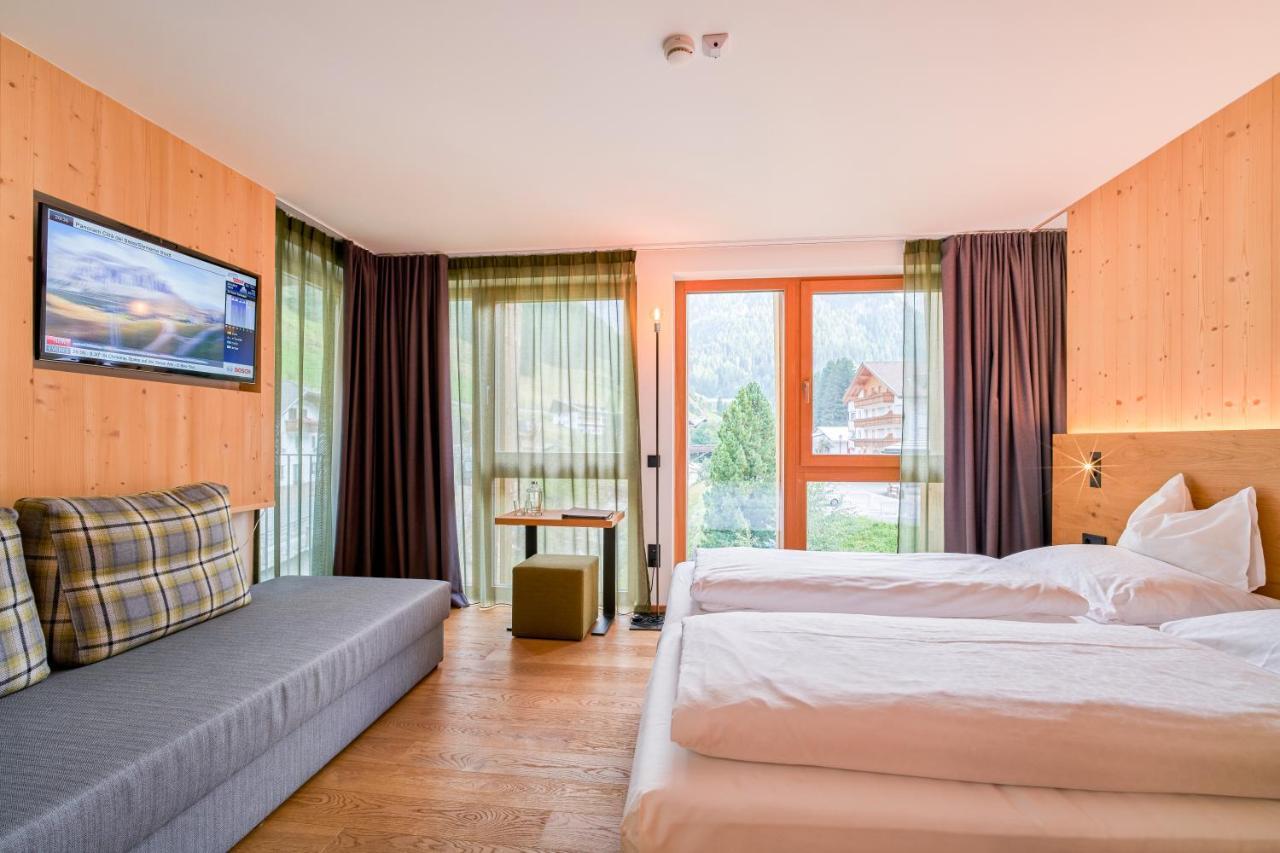 Mountain Design Hotel Edenselva ภายนอก รูปภาพ